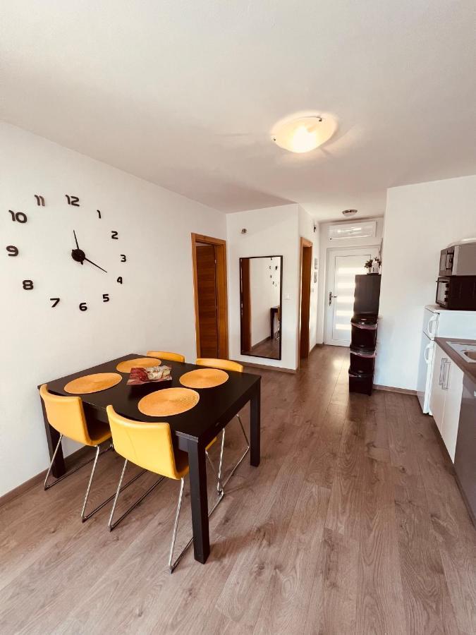 Apartman Bijeca - Медулин Экстерьер фото